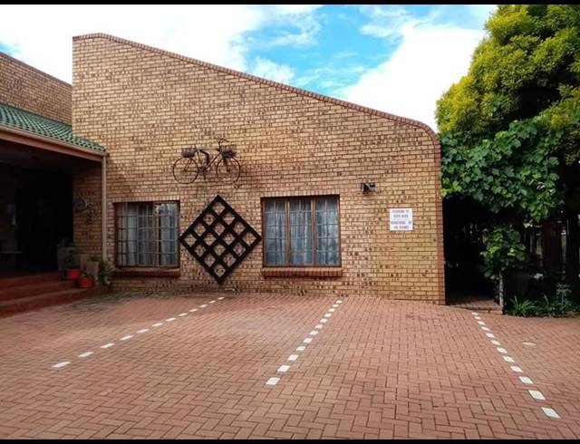 BUSINESS FOR SALE IN AERORAND
